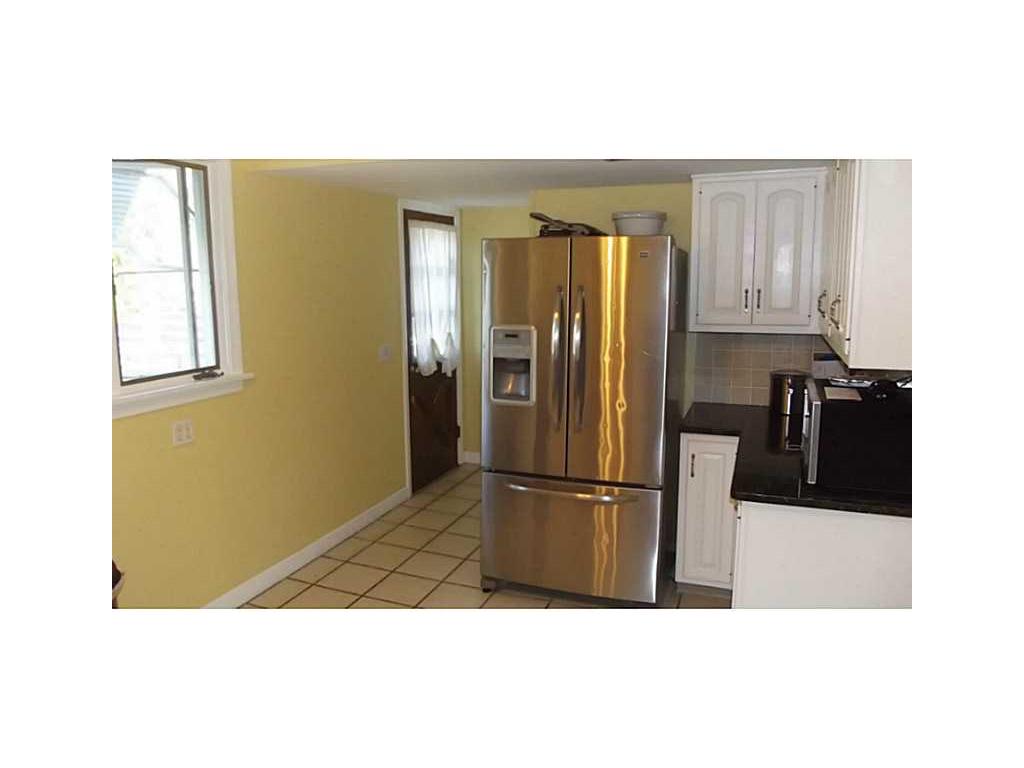 75 Newfield Ave, Warwick, RI 02888 photo 6