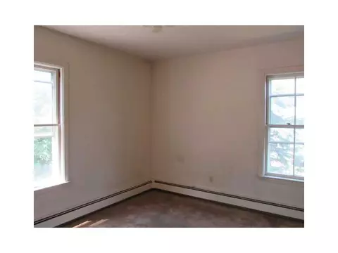 626 3rd Ave, Woonsocket, RI 02895 photo 6