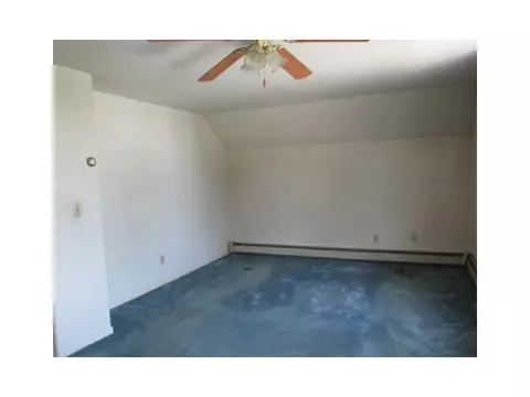 626 3rd Ave, Woonsocket, RI 02895 photo 8