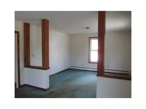 626 3rd Ave, Woonsocket, RI 02895 photo 4