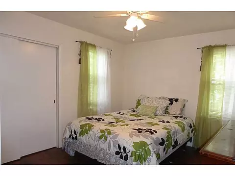 110 Oak St, Woonsocket, RI 02895 photo 9