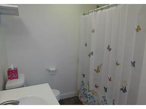 110 Oak St, Woonsocket, RI 02895 photo 15