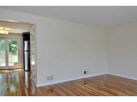 26 Way Ave, Warwick, RI 02888 photo 4