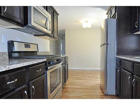 26 Way Ave, Warwick, RI 02888 photo 9