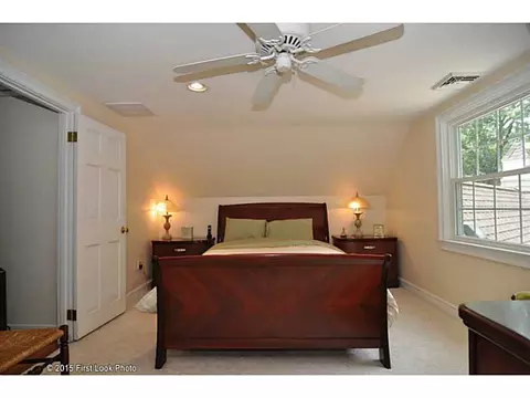 2 Brier Ct, Warwick, RI 02886 photo 15