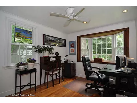 2 Brier Ct, Warwick, RI 02886 photo 6