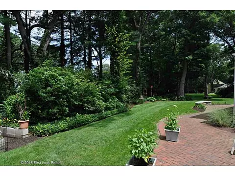 2 Brier Ct, Warwick, RI 02886 photo 22