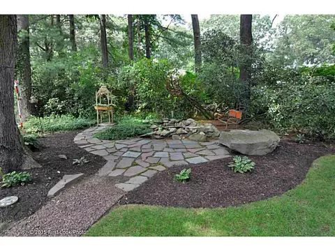 2 Brier Ct, Warwick, RI 02886 photo 24