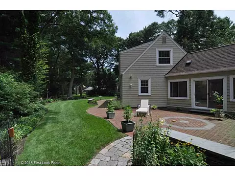 2 Brier Ct, Warwick, RI 02886 photo 25