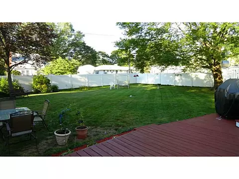54 Trinity St, Warwick, RI 02886 photo 7