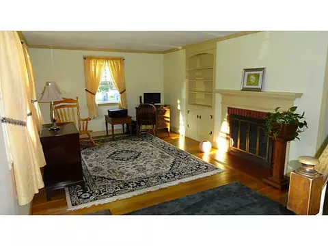 54 Trinity St, Warwick, RI 02886 photo 13