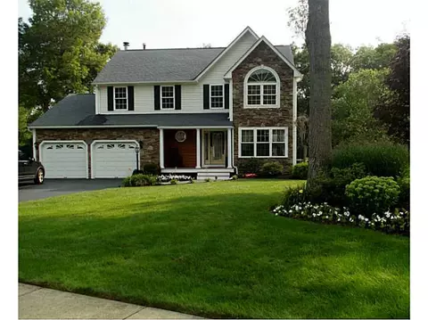 40 Mia Ct, Warwick, RI 02886 photo 1