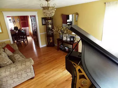40 Mia Ct, Warwick, RI 02886 photo 9
