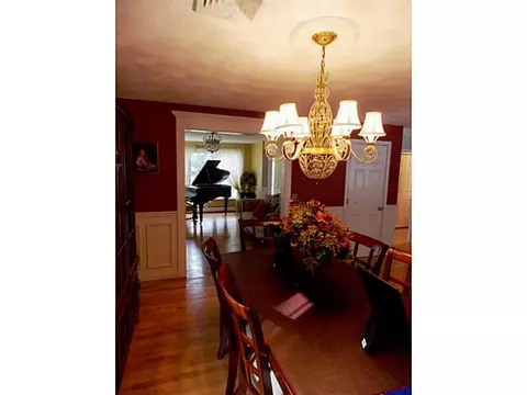 40 Mia Ct, Warwick, RI 02886 photo 7