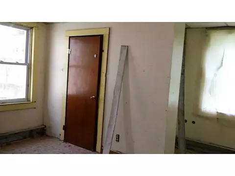208 Park Ave, Woonsocket, RI 02895 photo 6