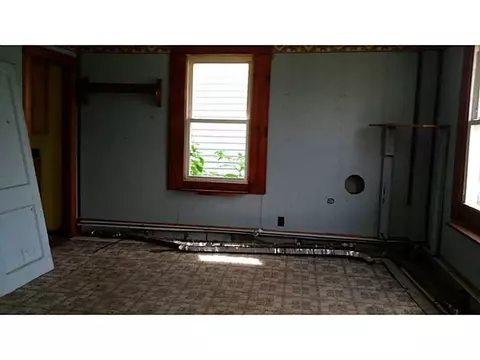 208 Park Ave, Woonsocket, RI 02895 photo 5