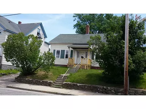 208 Park Ave, Woonsocket, RI 02895 photo 2