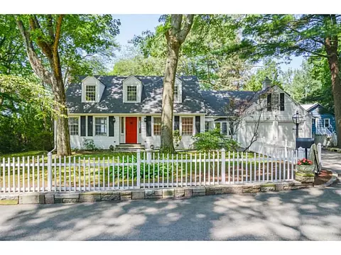 111 Mohawk St, Coventry, RI 02816 photo 2