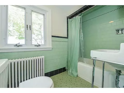 111 Mohawk St, Coventry, RI 02816 photo 23