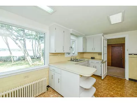 111 Mohawk St, Coventry, RI 02816 photo 17