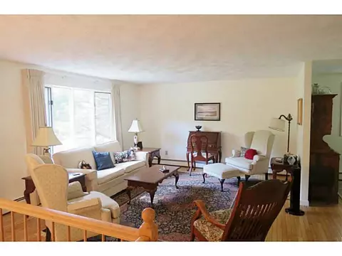 745 Maureen Cir, Mapleville, RI 02839 photo 8