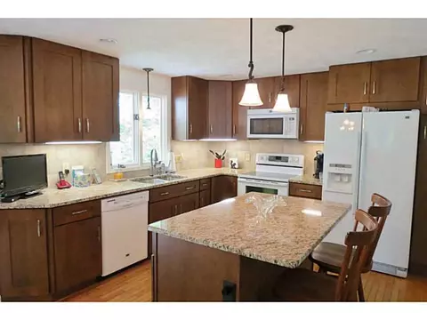 745 Maureen Cir, Mapleville, RI 02839 photo 4