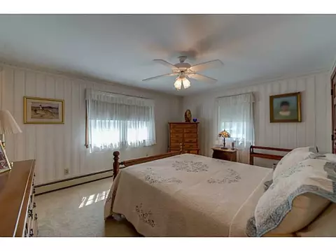 4 Westgate Rd, Cumberland, RI 02864 photo 17
