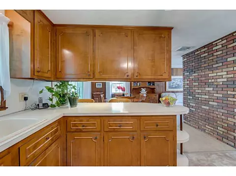 4 Westgate Rd, Cumberland, RI 02864 photo 15