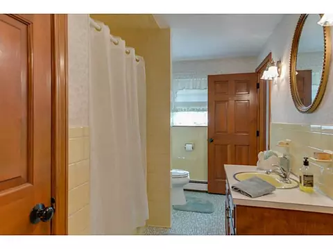 4 Westgate Rd, Cumberland, RI 02864 photo 18