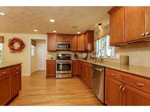 54 Covington Dr, Warwick, RI 02886 photo 11