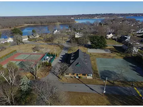 926 Buttonwoods Ave, Warwick, RI 02886 photo 22