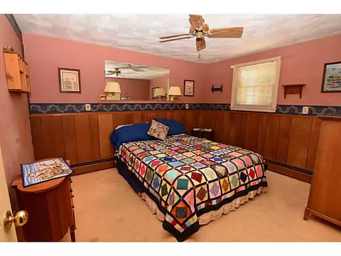 926 Buttonwoods Ave, Warwick, RI 02886 photo 16