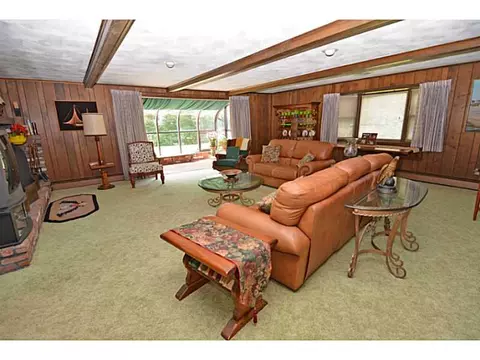 926 Buttonwoods Ave, Warwick, RI 02886 photo 10
