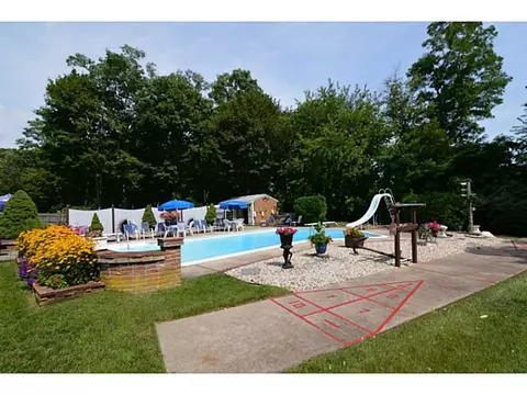 926 Buttonwoods Ave, Warwick, RI 02886 photo 5