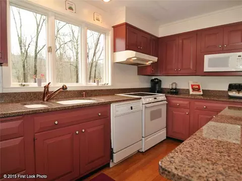 397 Green Hollow Rd, Killingly, CT 06239 photo 9