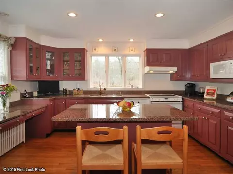 397 Green Hollow Rd, Killingly, CT 06239 photo 7