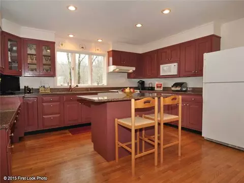 397 Green Hollow Rd, Killingly, CT 06239 photo 4