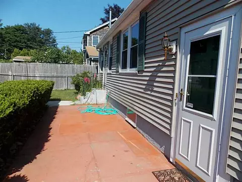 34 Central Ave, Warren, RI 02885 photo 12