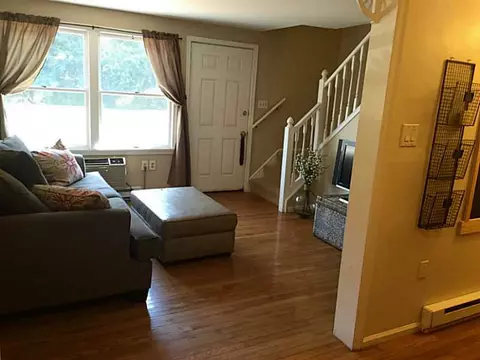 200 Post Rd #324, Warwick, RI 02888 photo 2
