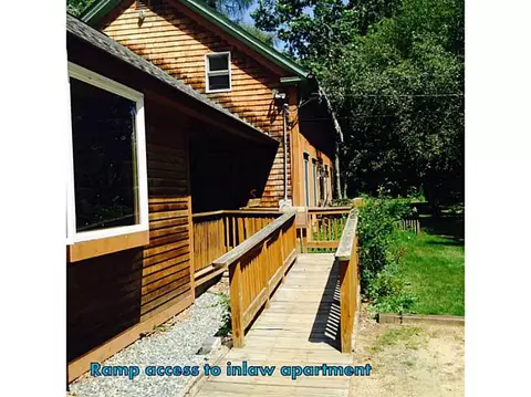 792 Maple Valley Rd, Coventry, RI 02816 photo 16
