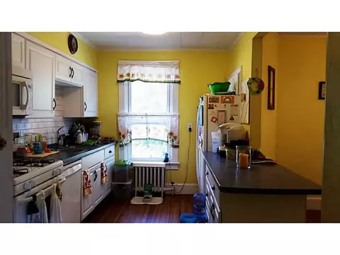 30 Maple St, Woonsocket, RI 02895 photo 18