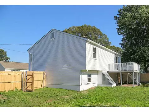 15 Rand St, Warwick, RI 02889 photo 17