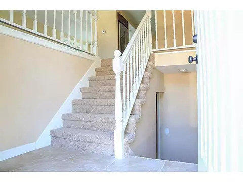 15 Rand St, Warwick, RI 02889 photo 4
