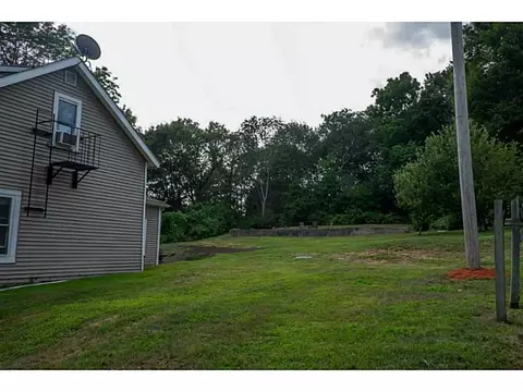 148 Nursery Ave, Woonsocket, RI 02895 photo 5