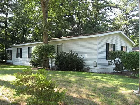 27 Milton Ln, Coventry, RI 02816 photo 1
