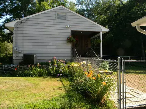 331 Chopmist Hill Rd, Glocester, RI 02814 photo 6
