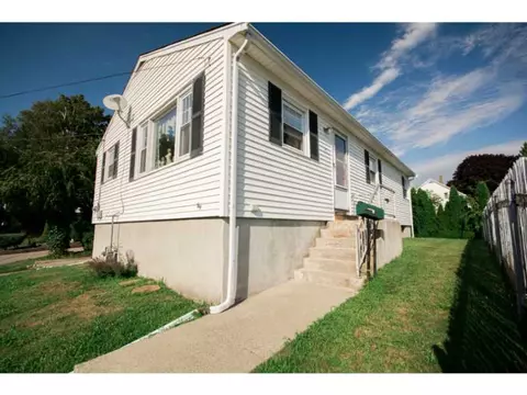 20 Shepard St, Fall River, MA 02724 photo 1