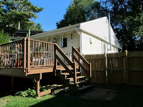 5 Spring Pl, Glocester, RI 02814 photo 6