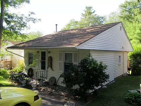 5 Spring Pl, Glocester, RI 02814 photo 1