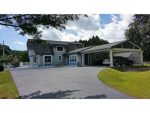 7 Lima Dr, Westerly, RI 02891 photo 3